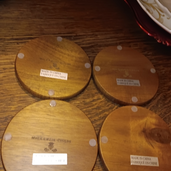 MACKENZIE CHILDS 4PC FLOWER MARKET COASTERS NIB - Picture 4 of 4